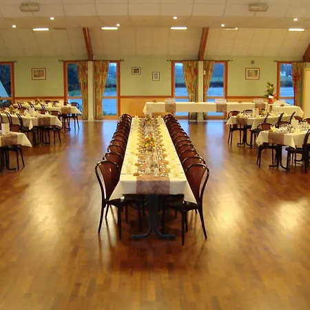 Le Bretagne Hotel Louvigné-de-Bais